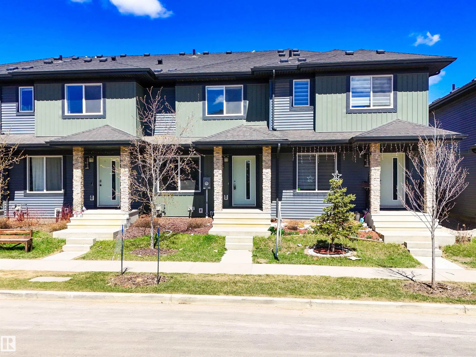 1270 ROSENTHAL BV NW, Edmonton - 2 bedroom Residential Attached for sale