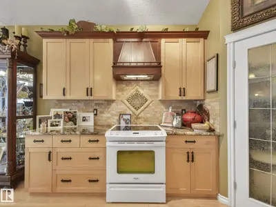 Interior photo 3 of 51 Kendall CR