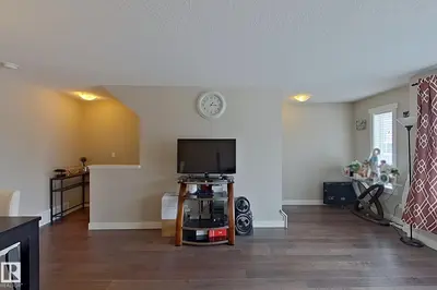 Interior photo 4 of #295 401 SOUTHFORK