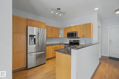 Interior photo 4 of #411 10033 110 ST NW