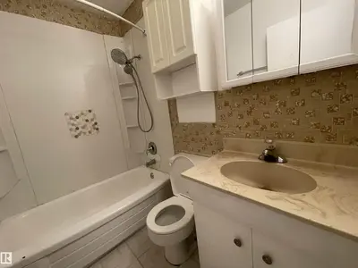 Interior photo 4 of 13804 132 AV NW