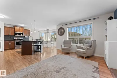 Interior photo 2 of 132 SELKIRK PL