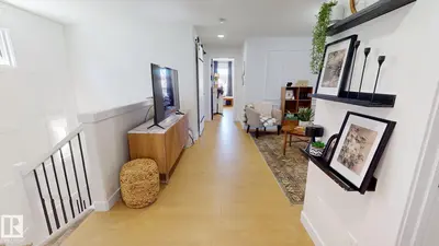 Interior photo 3 of 7217 CHIVERS PL SW