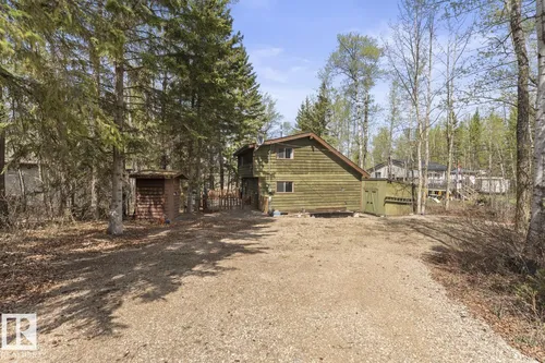 402, 11121 TWP ROAD 595, Rural St. Paul County - $189,000
