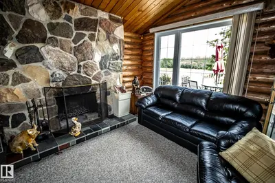 Interior photo 4 of 18 Horseshoe Bay Drive