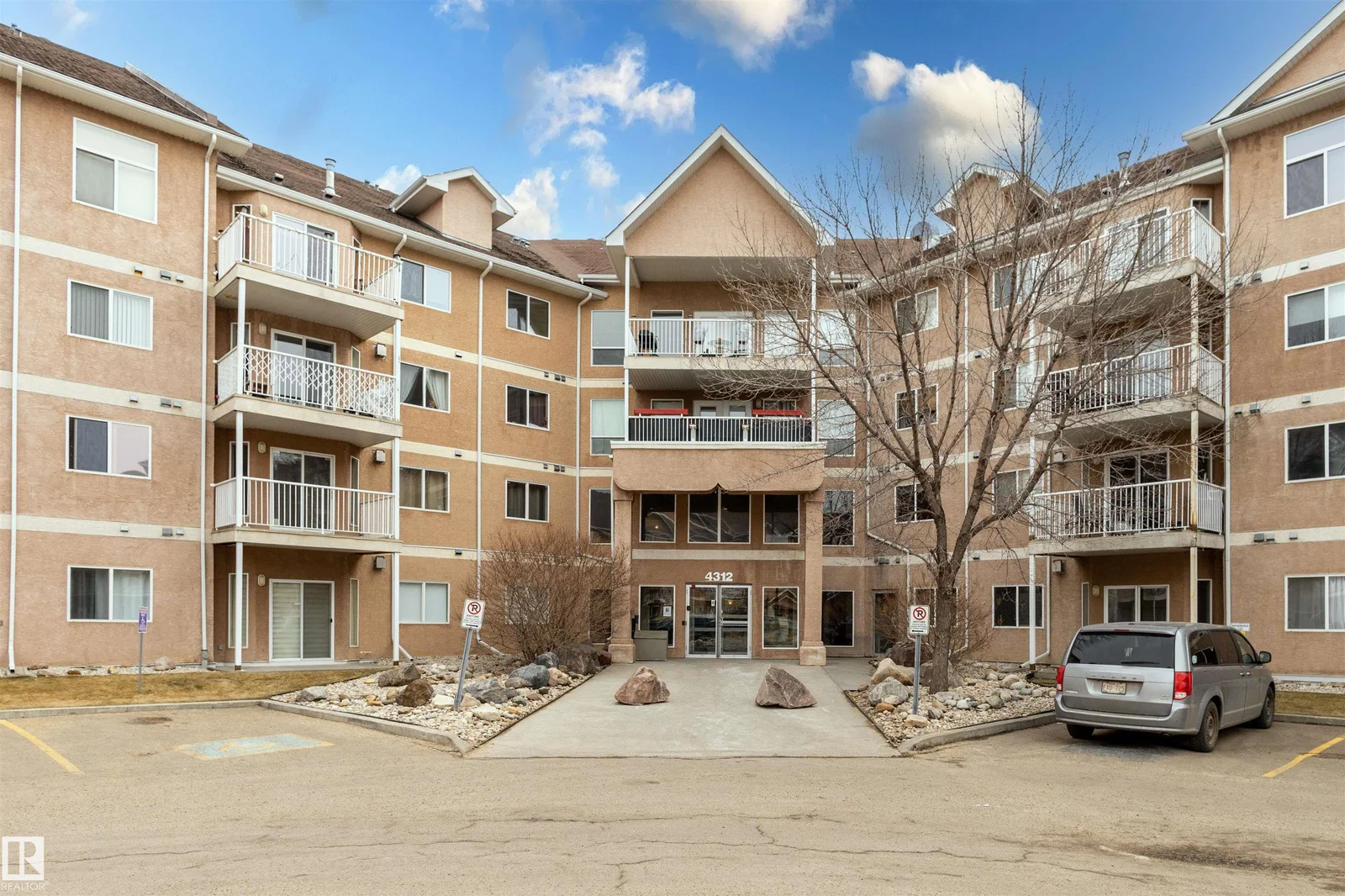 #201 4312 139 AV NW, Edmonton - 2 bedroom Apartment for sale