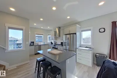 Interior photo 4 of #33 150 EVERITT DR