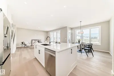 Interior photo 3 of 1603 206 ST NW