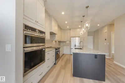 Interior photo 2 of 209 Stonehouse WY