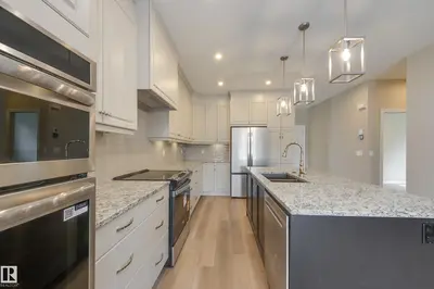 Interior photo 3 of 209 Stonehouse WY