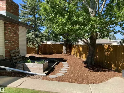 Interior photo 4 of 4209 63 ST