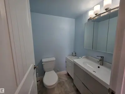 Interior photo 4 of #1201 10135 SASKATCHEWAN DR NW