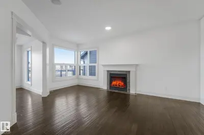 Interior photo 4 of 70 SUMMERCOURT RD