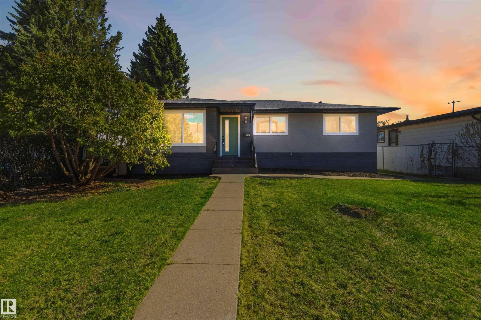 8736 66 AV NW, Edmonton - 5 bedroom Detached Single Family for sale