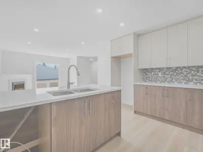 Interior photo 4 of 125 MARLBOROUGH PL NW