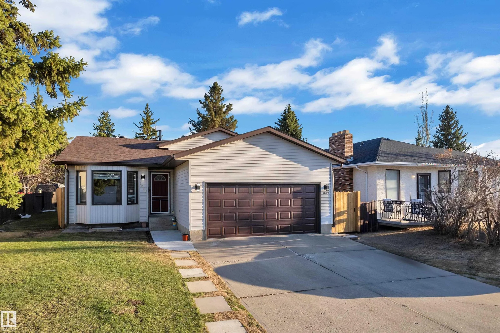 4819 30 AV NW, Edmonton - 6 bedroom Detached Single Family for sale