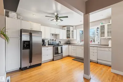 Interior photo 2 of 10803 52 ST NW