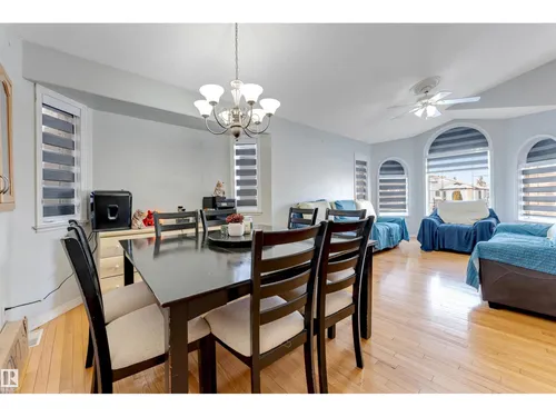 3139 34B AV NW, Edmonton - $579,800