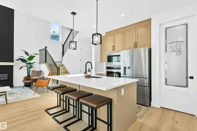 Interior photo 2 of 34 Harley way