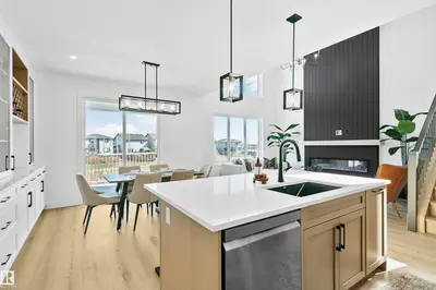 Interior photo 3 of 34 Harley way
