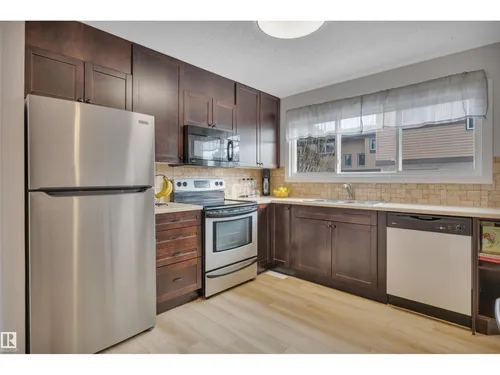 585 KNOTTWOOD RD W NW, Edmonton - $227,000