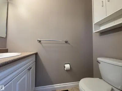 Interior photo 4 of 587 KNOTTWOOD RD W NW