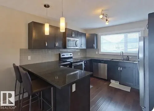 #295 401 SOUTHFORK, Leduc - $239,000