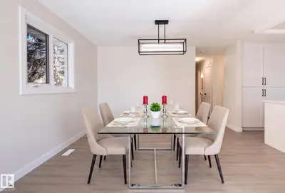 Interior photo 3 of 5528 54 ST