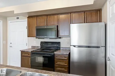 Interior photo 2 of #212 6925 199 ST NW