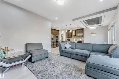 Interior photo 2 of 1103 29 ST NW