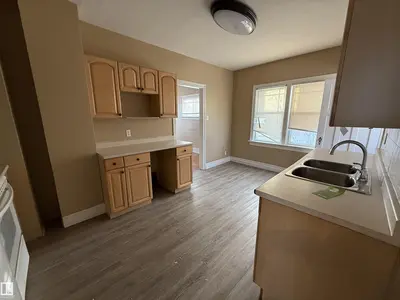 Interior photo 4 of 4818 52 ST