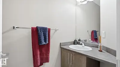 Interior photo 4 of 1709 64 ST SW