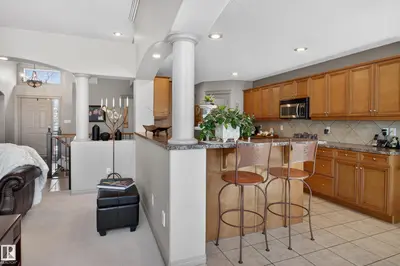 Interior photo 2 of 74 HIGHGROVE CR