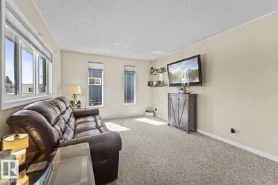 Interior photo 1 of 1407 10 ST