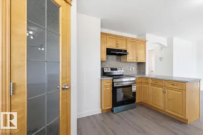 Interior photo 3 of 301 AVENA LI