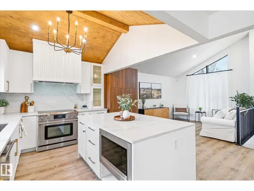 38 WOODCREST AV, St. Albert - $749,900