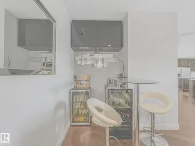 Interior photo 4 of #122 5151 WINDERMERE BV SW