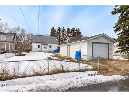 11715 123 ST NW, Edmonton - $409,900