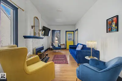 Interior photo 3 of 1512 122 ST NW NW