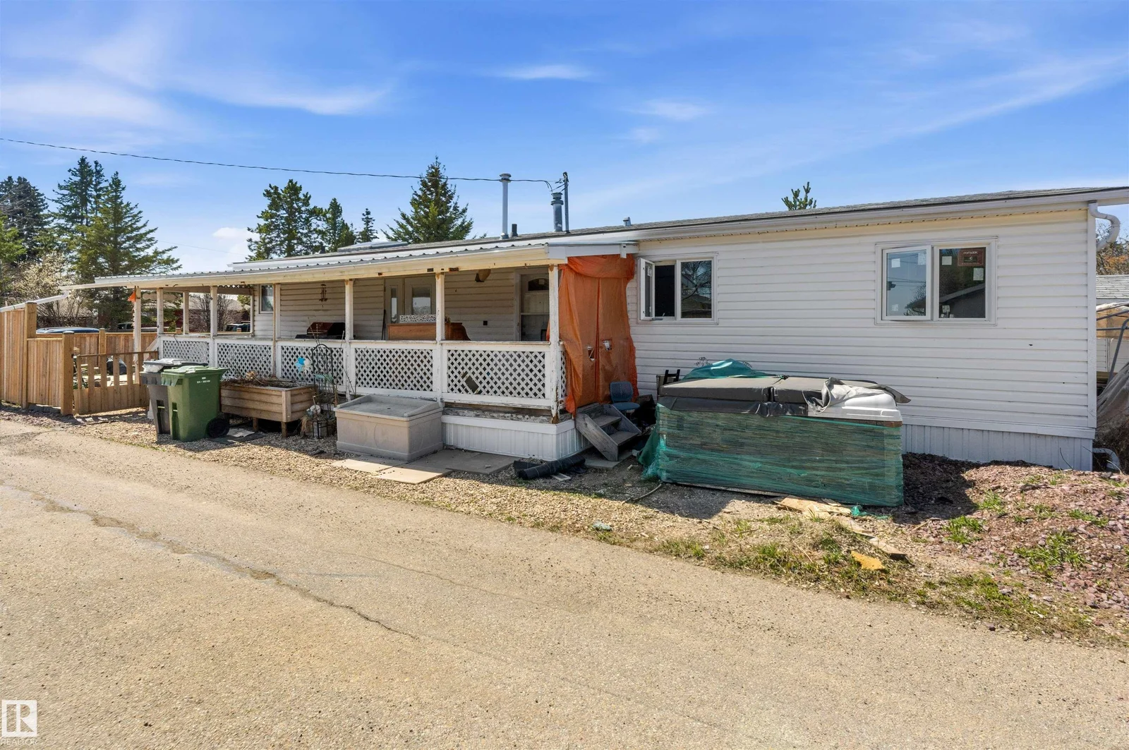 5220 54 AV, Wabamun - 3 bedroom Detached Single Family for sale