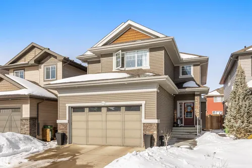 7034 172A AV NW, Edmonton - $625,000