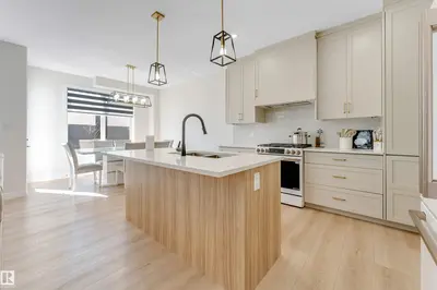 Interior photo 3 of 7007 169 AV NW NW