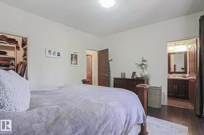 Interior photo 3 of 737 LAKESIDE DR