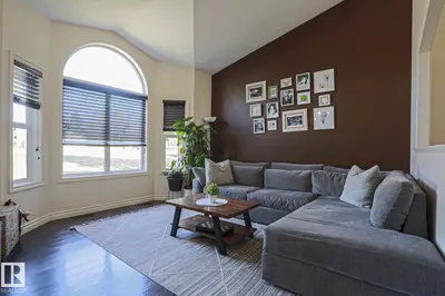 Interior photo 1 of 737 LAKESIDE DR