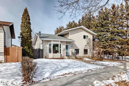 16232 100 ST NW, Edmonton - $369,900