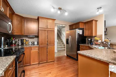 Interior photo 4 of 4 SPRING GROVE