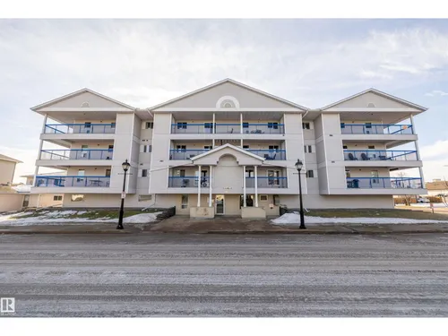 #101 4812 51 AV, Stony Plain - $156,500