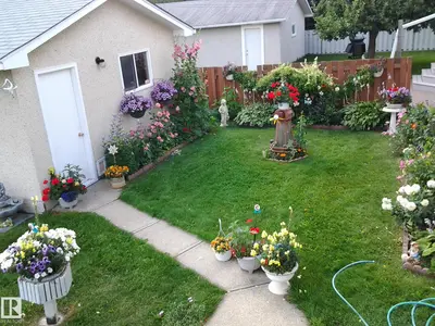 Interior photo 2 of 5915 115 ST NW