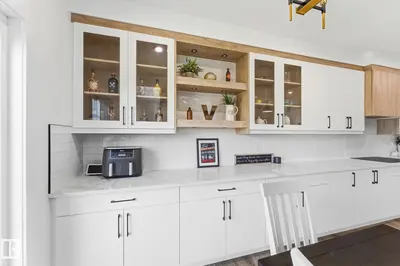 Interior photo 4 of 14 ENNS CT