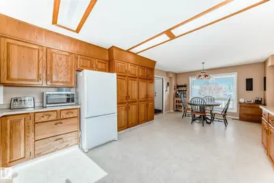 Interior photo 2 of 216 Parkallen WY